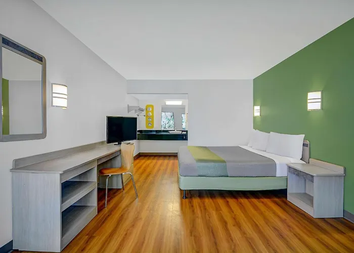 6-tallahassee, Fl - Downtown Hotel Tallahassee
