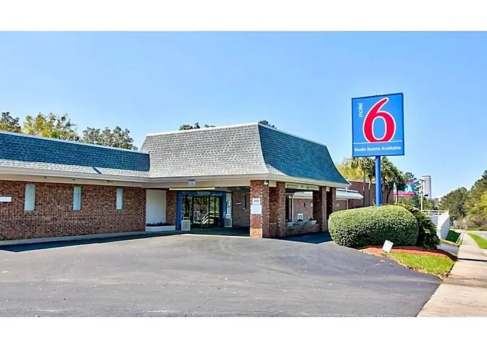 Hotel 6-tallahassee, Fl - Downtown