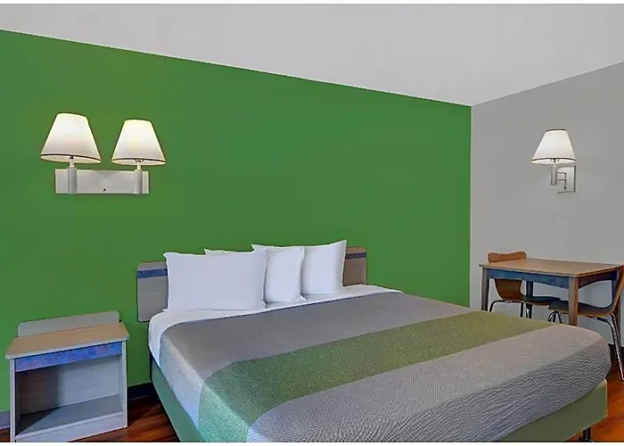 6-tallahassee, Fl - Downtown 3*